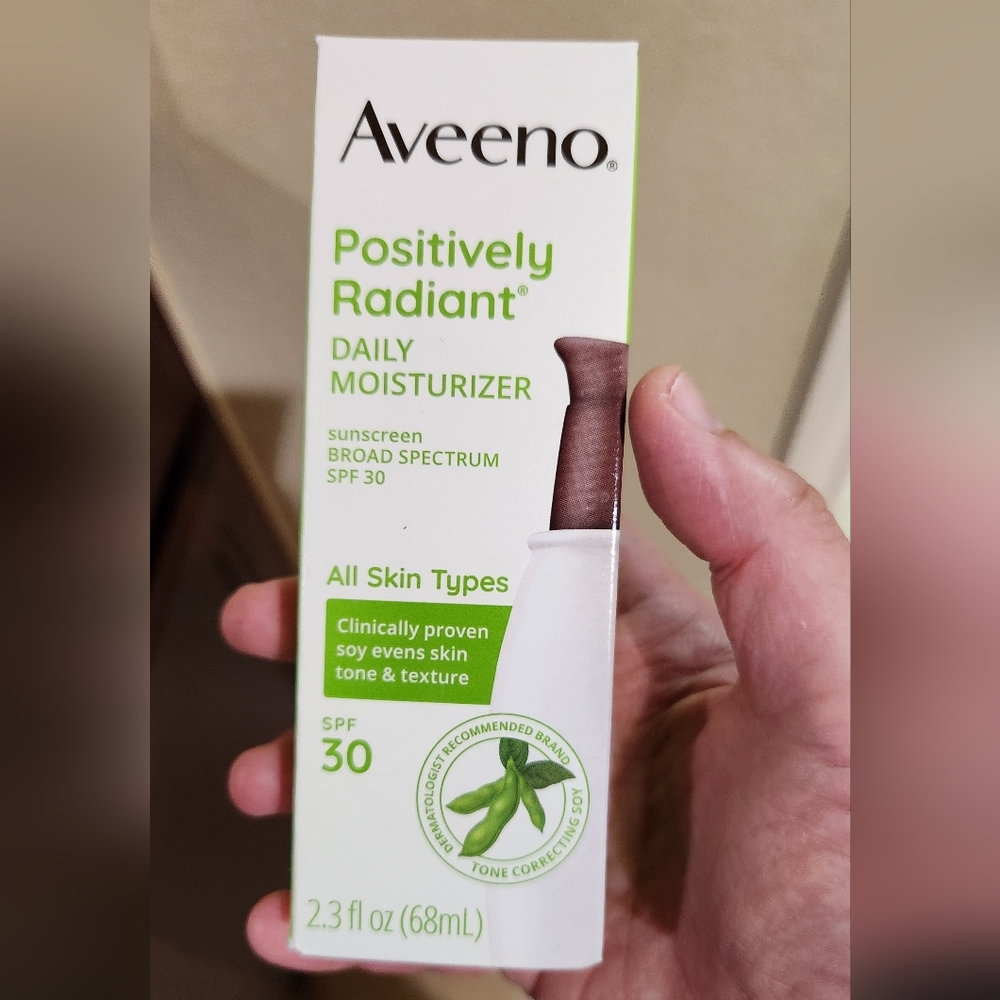 Aveeno daily moisturizer